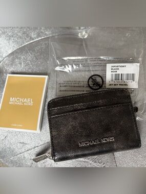 Nwt Michael Kors Jet Set Wallet